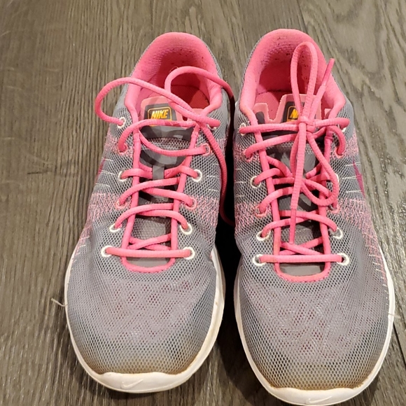 Nike Flex Shoes - Picture 2 of 6